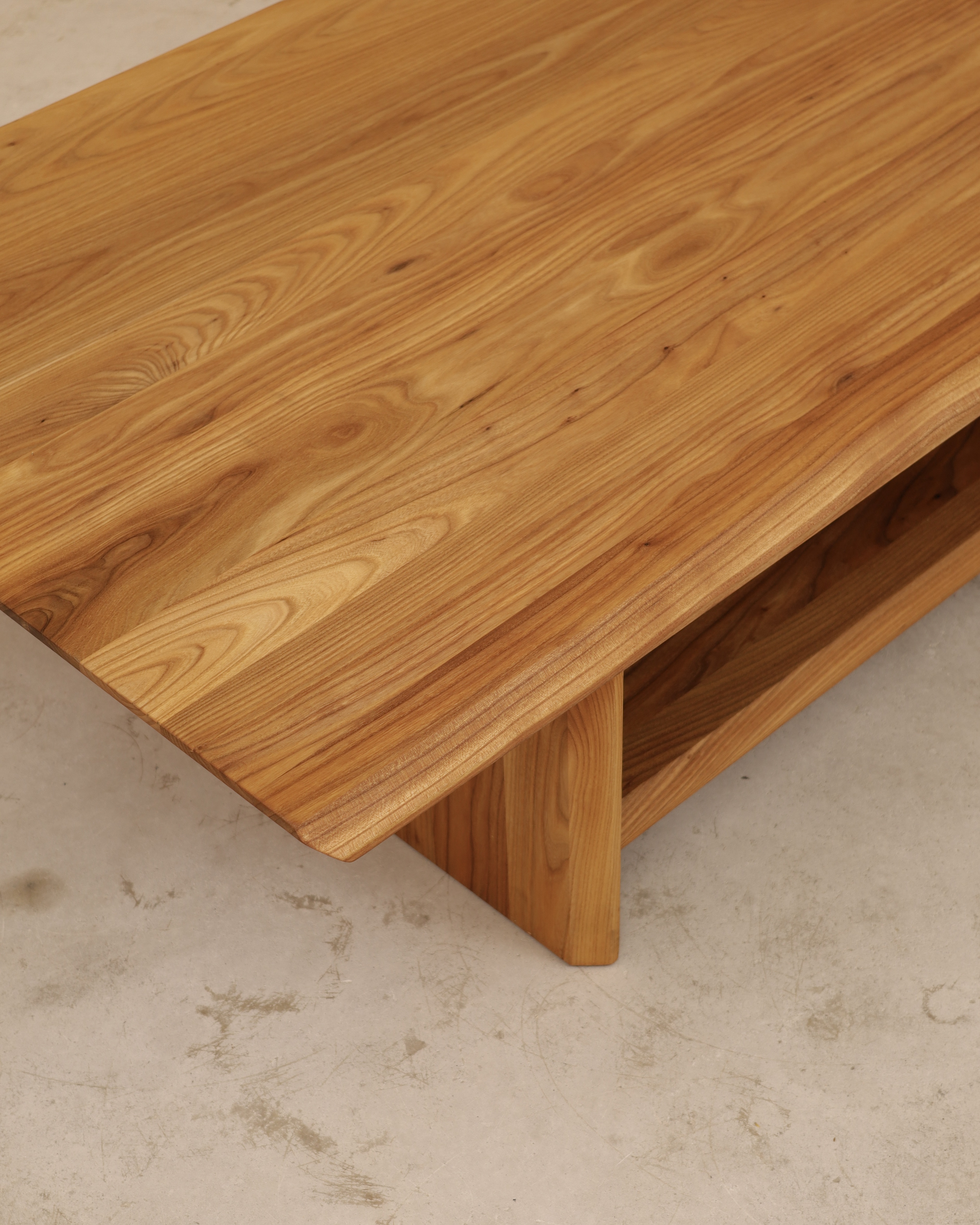Table basse en Orme massif, SELTZ, France, 1980's – Image 6
