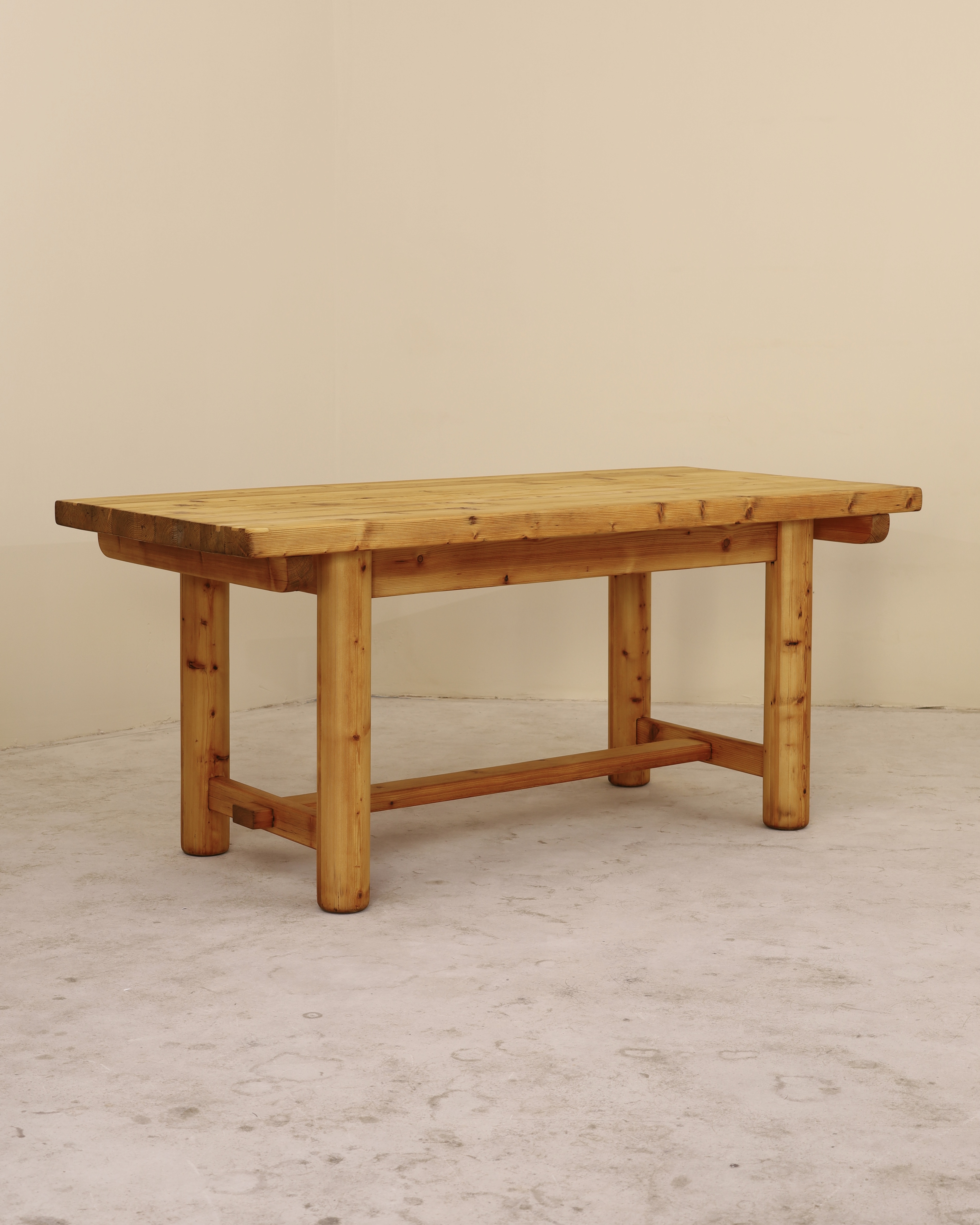 Table à manger en Pin massif, Attr. à Georges Robert, France, 1960&rsquo;s