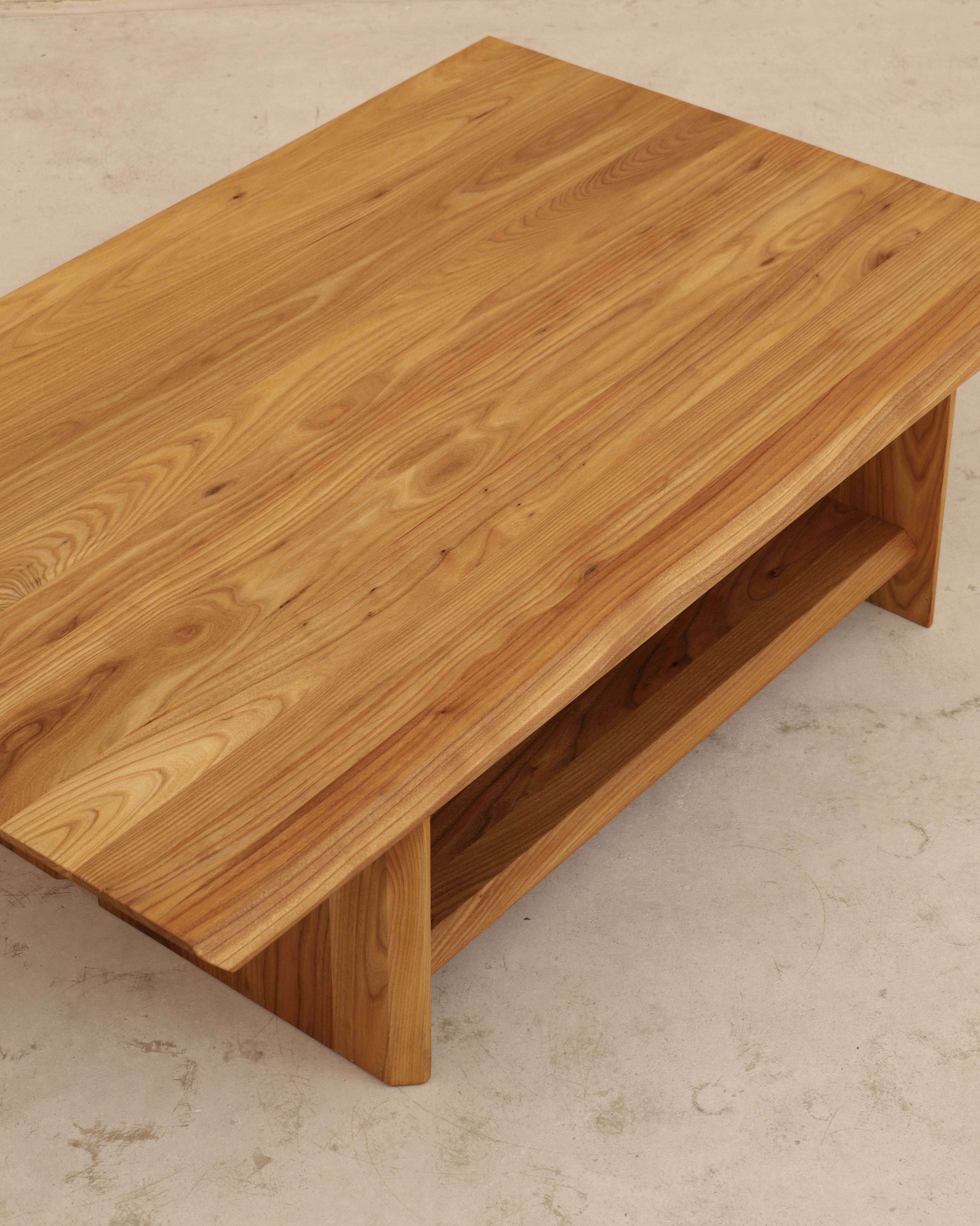 Table basse en Orme massif, SELTZ, France, 1980's – Image 7