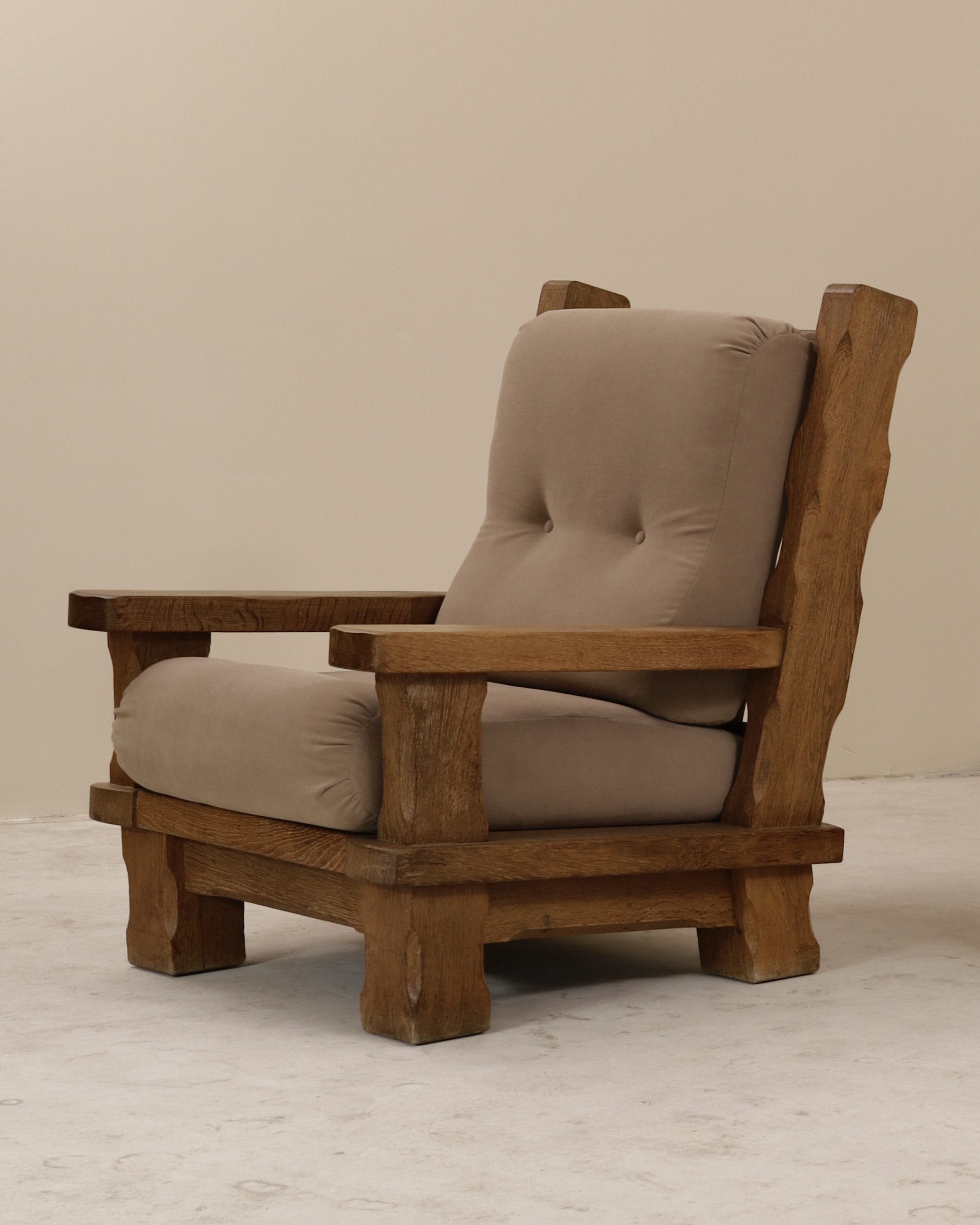 Fauteuil Brutaliste en Chêne massif, France, 1980&rsquo;s