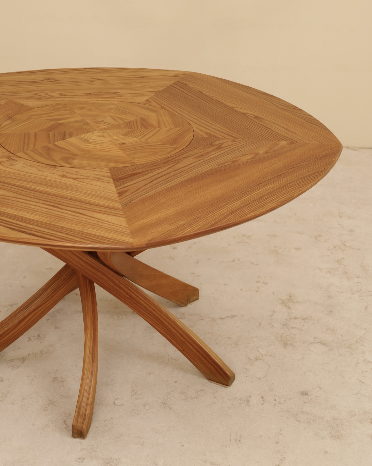Table en orme massif, Seltz, France, 1990&rsquo;s