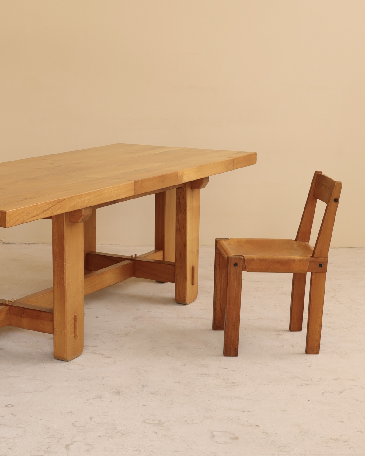 Table en Orme massif, Maison Regain, France, 1980&rsquo;s